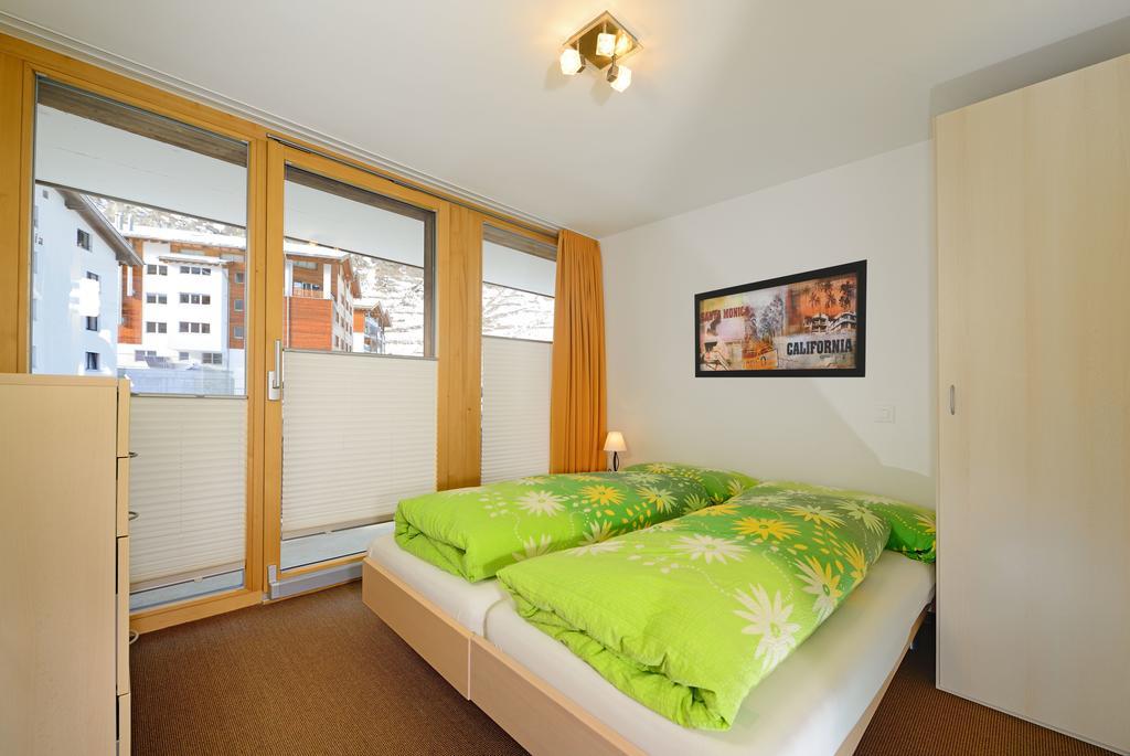 Ferienwohnung Haus Achilles Zermatt Chambre photo